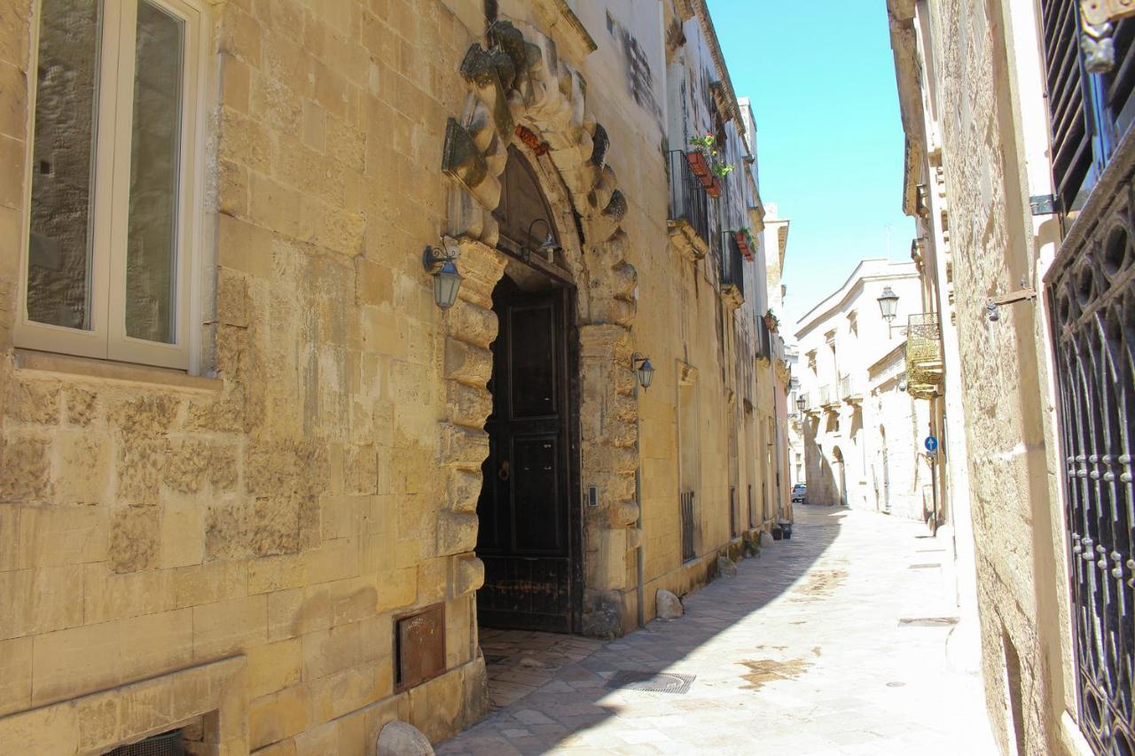 B&B Palazzo Sambiasi 莱切 外观 照片