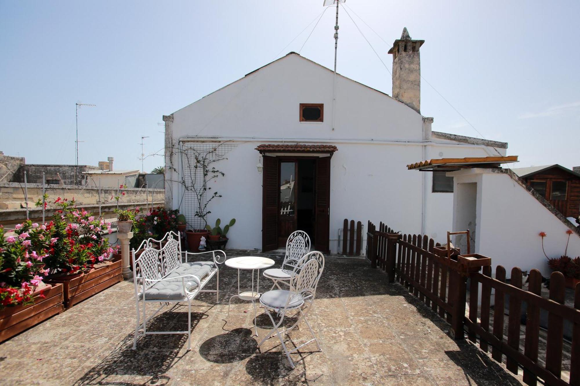 B&B Palazzo Sambiasi 莱切 外观 照片