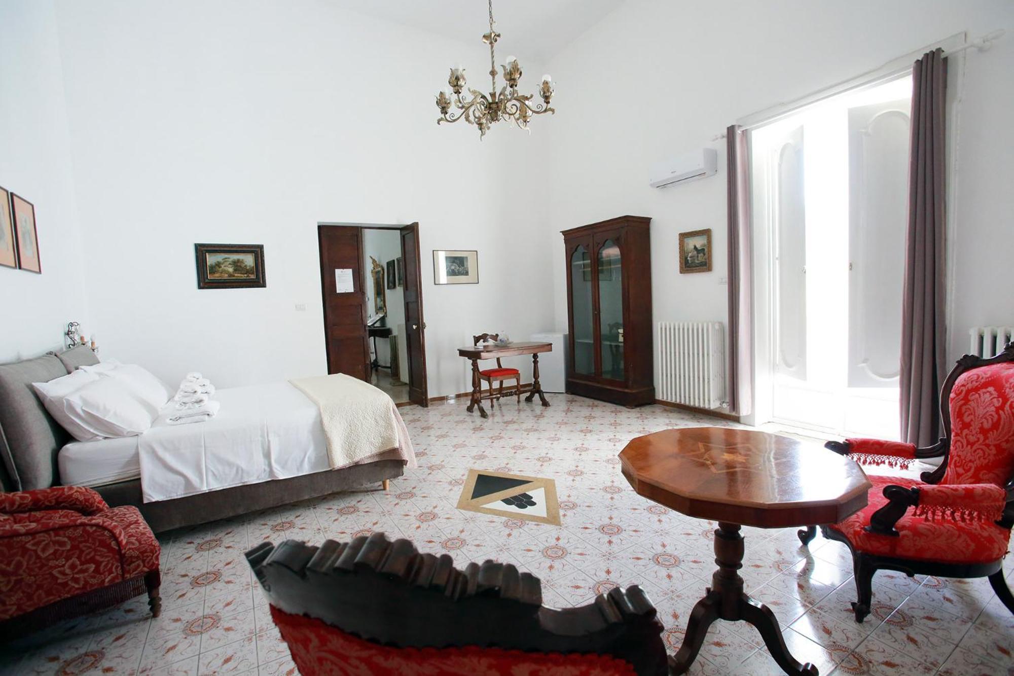 B&B Palazzo Sambiasi 莱切 客房 照片