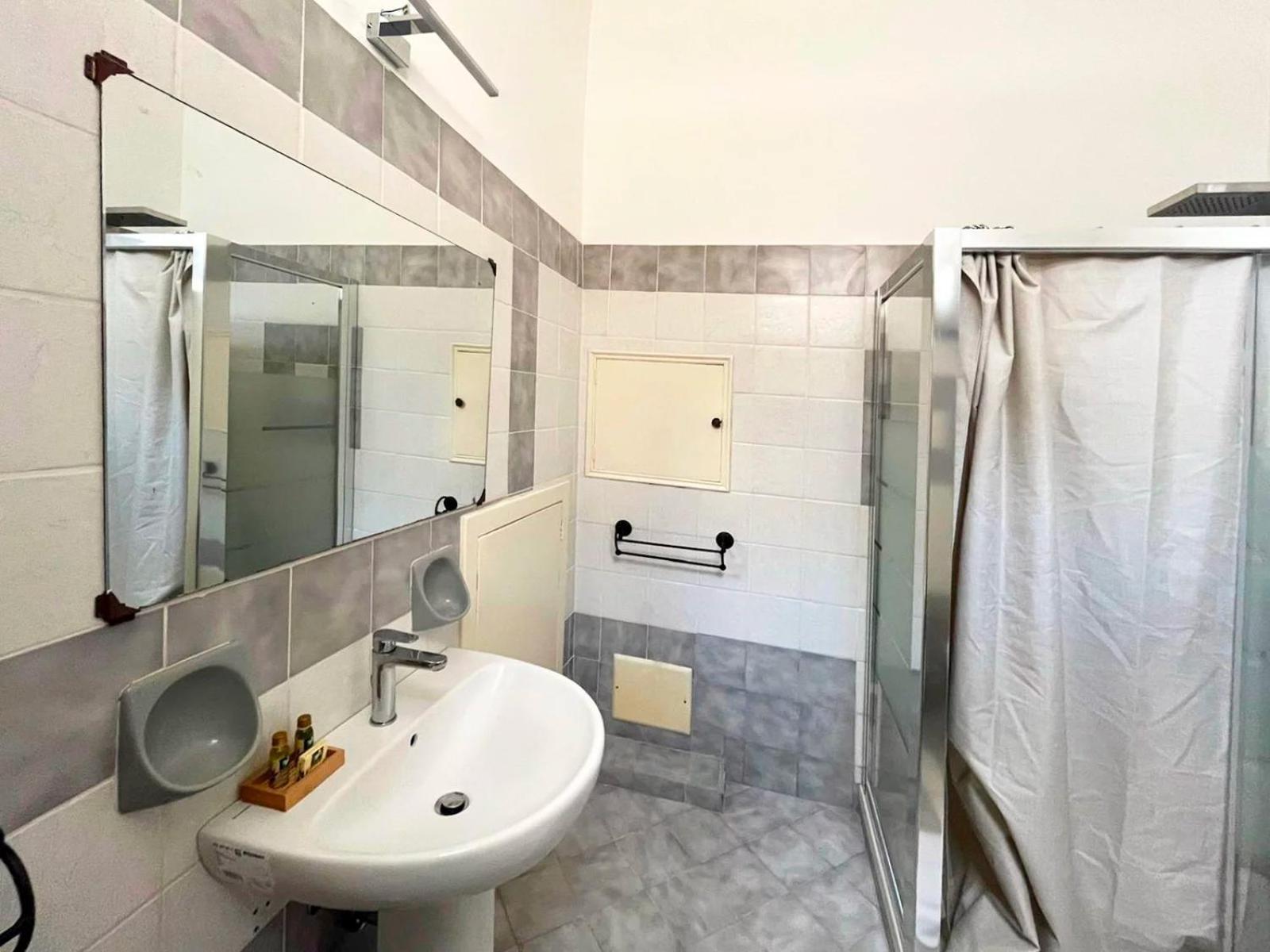 B&B Palazzo Sambiasi 莱切 客房 照片